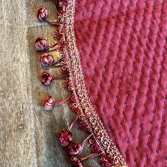 52” Tree Skirt - Picture 3 of 4